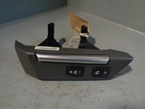 Discovery 3 Steering Wheel Cruise Controls XPD500740 Land
