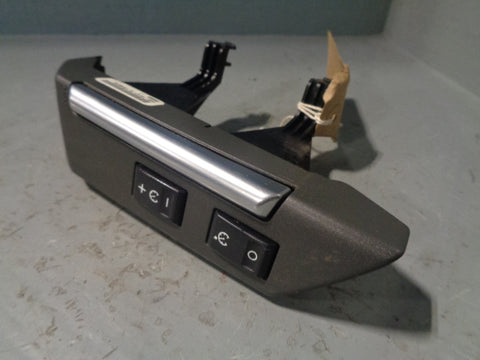 Discovery 3 Steering Wheel Cruise Controls XPD500740 Land