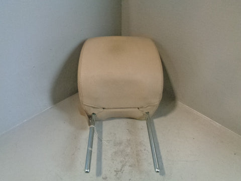 Discovery 3 Front Headrest Leather in Alpaca Near Side Left Land Rover 2004 to 2009