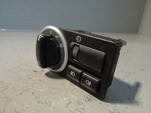 Range Rover L322 Headlight Switch Controls Green Surround