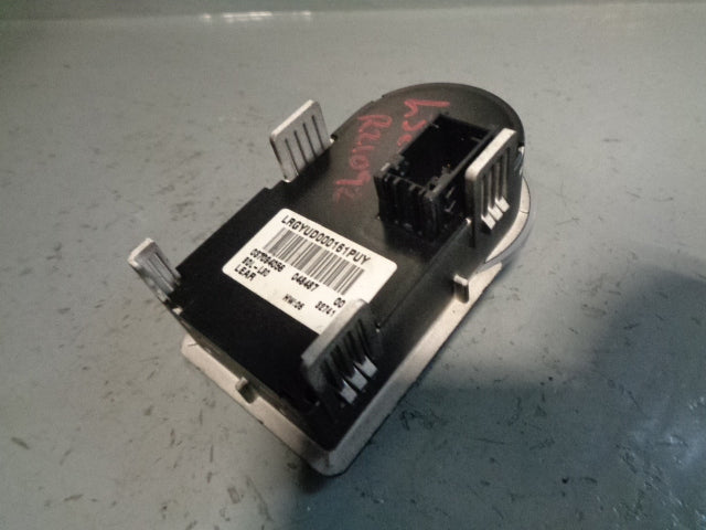 Range Rover L322 Headlight Switch Controls Green Surround