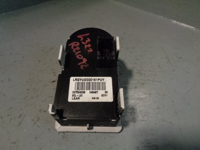 Range Rover L322 Headlight Switch Controls Green Surround