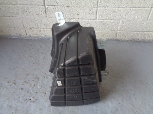 Range Rover L322 Subwoofer Speaker Boot Bass Sub XQA000020