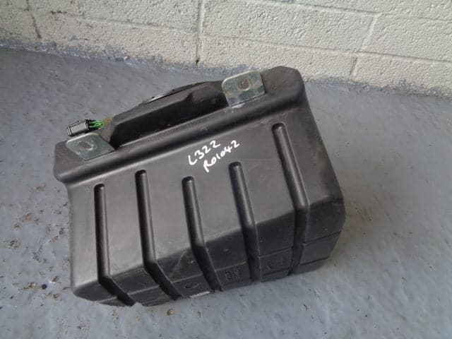Range Rover L322 Subwoofer Speaker Boot Bass Sub XQA000020