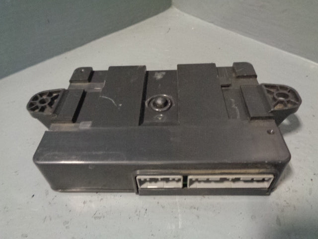 Discovery 4 Keyless Entry Module AH42-19H440-AE 2009 to 2013