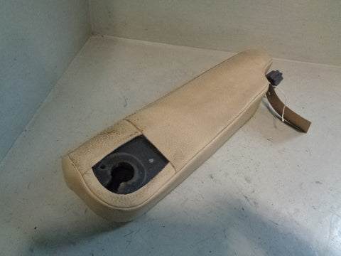 Discovery 3 Armrest Off Side Drivers Alpaca Land Rover 2004 to 2009 K24023