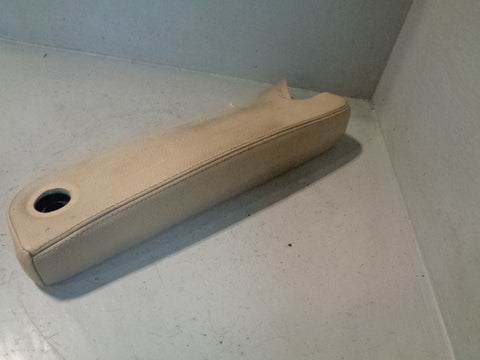 Discovery 3 Armrest Off Side Drivers Alpaca Land Rover 2004 to 2009 K24023