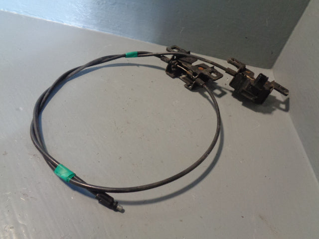 Discovery 3 Bonnet Release Cable and Catches Land Rover 2004