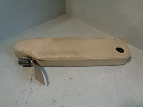 Discovery 3 Armrest Off Side Drivers Alpaca Land Rover 2004 to 2009 K24023