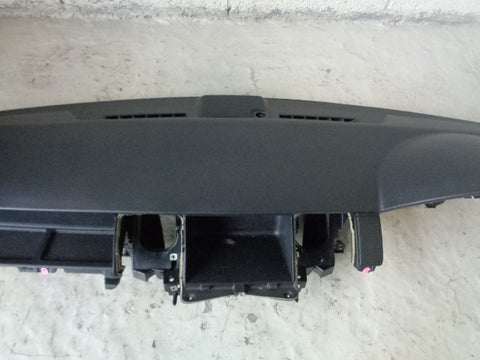 Range Rover Sport Dashboard for Non-Sat Nav Vehicles Black L320 B20023