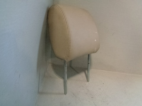 Discovery 4 Rear Headrest Leather in Alpaca Left or Right Land Rover