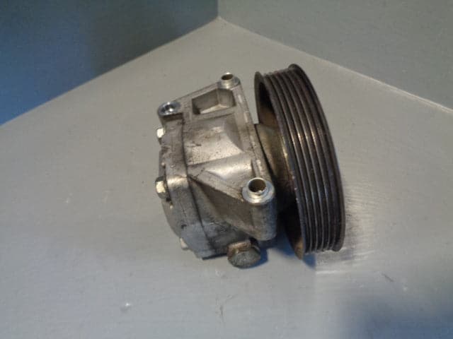 Freelander 2 Power Steering Pump TD4 Land Rover