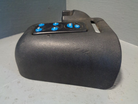 Discovery 2 Rear Volume Control Unit with Off Side Trim Land