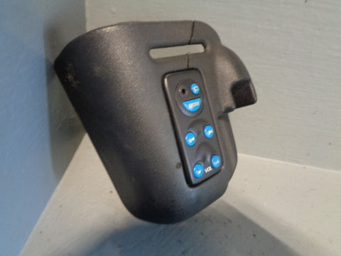 Discovery 2 Rear Volume Control Unit with Near Side Trim