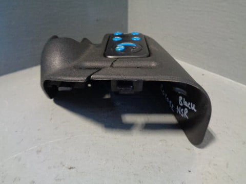 Discovery 2 Rear Volume Control Unit with Near Side Trim