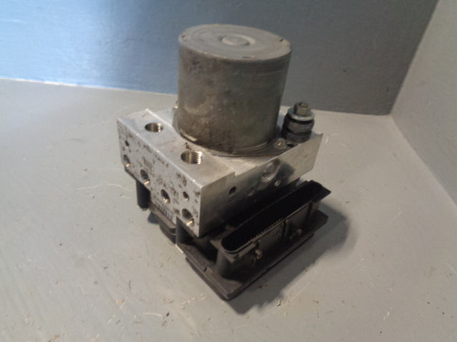 Discovery 3 ABS Module Pump Brake Land Rover SRB500161 2004