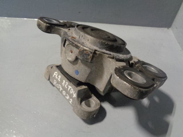 Freelander 2 TD4 Engine Mount Near Side 6G92-7M121 Land