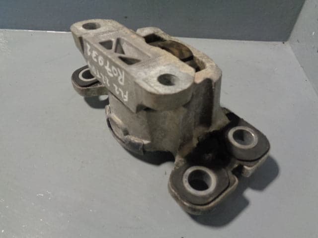 Freelander 2 TD4 Engine Mount Near Side 6G92-7M121 Land