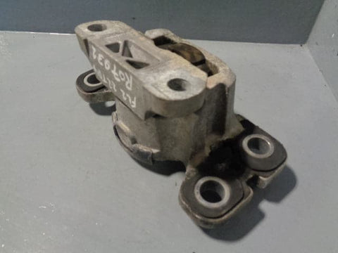 Freelander 2 TD4 Engine Mount Near Side 6G92-7M121 Land