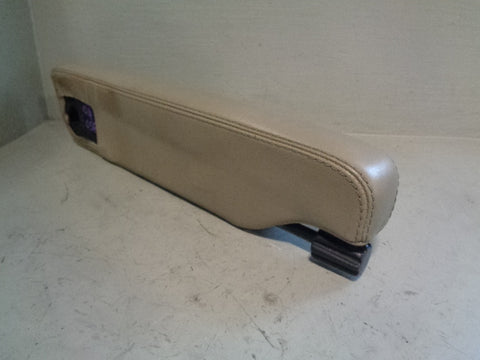 Discovery 4 Armrest Off Side Driver Alpaca Land Rover 2009 to 2013