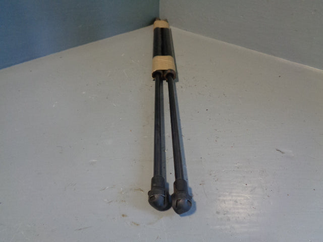 Discovery 4 Tailgate Gas Struts Upper Pair Of Land Rover