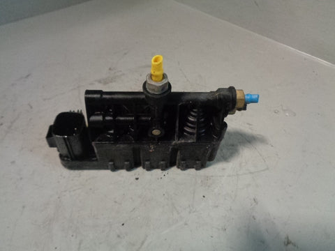 Range Rover L322 Cross Over Valve Air Suspension Rear RVH500050 2005 to 2013
