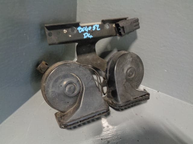 Discovery 4 Horns Pair Of Hi and Low Land Rover 2009 to 2014