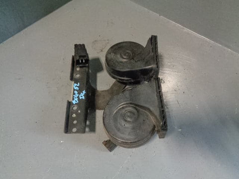 Discovery 4 Horns Pair Of Hi and Low Land Rover 2009 to 2014