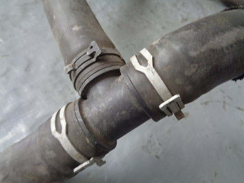 Discovery 3 Top Radiator Hose 2.7 TDV6 Land Rover 2004