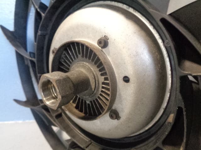 Discovery 4 Viscous Fan and Coupling AH32-8C617-AC 3.0 TDV6