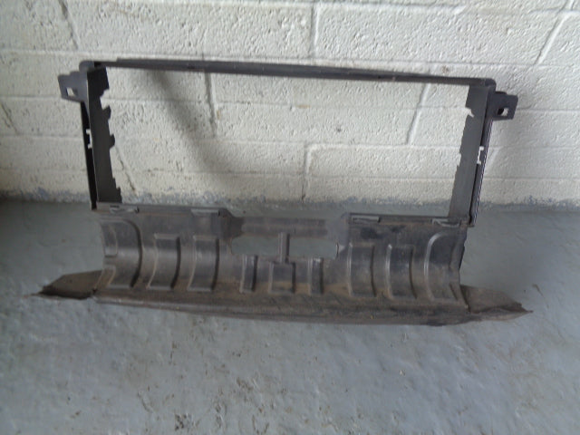 Freelander 2 TD4 Air Duct Radiator Cooling 6H52-17F017 BC