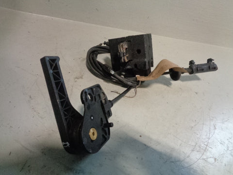 Discovery 3 Bonnet Release Cable Catches and Lever Land Rover 2004 to 2009