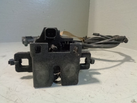 Discovery 3 Bonnet Release Cable Catches and Lever Land Rover 2004 to 2009