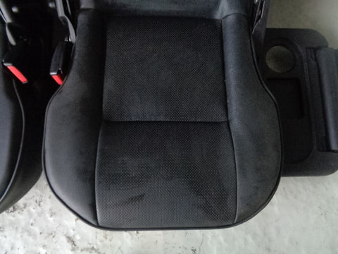 Discovery 2 Dickie Seats Pair Black Leather 3rd Row Land Rover 1998 to 2004