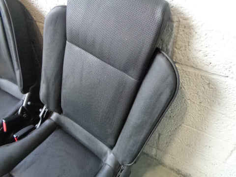 Discovery 2 Dickie Seats Pair Black Leather 3rd Row Land Rover 1998 to 2004