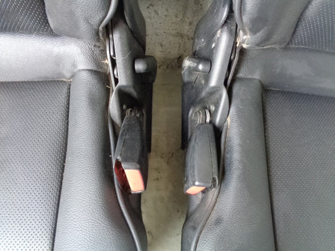 Discovery 2 Dickie Seats Pair Black Leather 3rd Row Land Rover 1998 to 2004