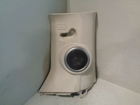 Discovery 3 D Pillar Trim Speaker XQM000400 Off Side Land Rover 2004 to 2009