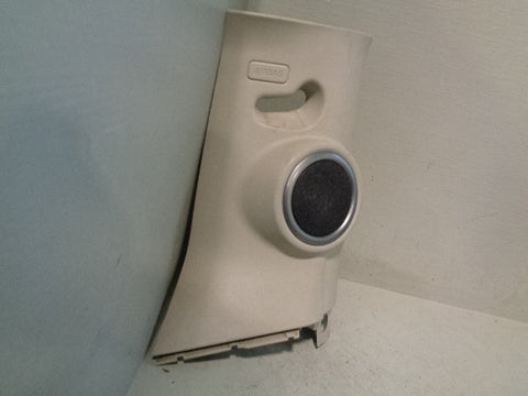 Discovery 3 D Pillar Trim Speaker XQM000400 Off Side Land Rover 2004 to 2009
