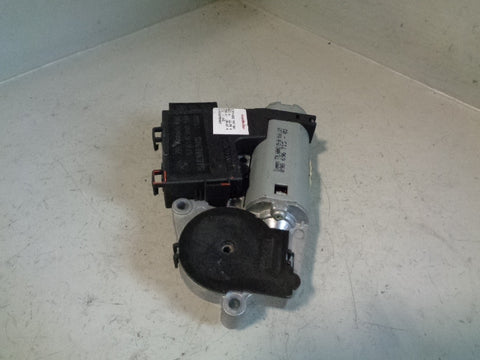 Range Rover L322 Electric Sunroof Motor 67 61 6 910 154 2002 to 2009