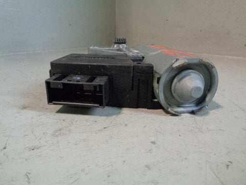 Range Rover L322 Electric Sunroof Motor 67 61 6 910 154 2002 to 2009