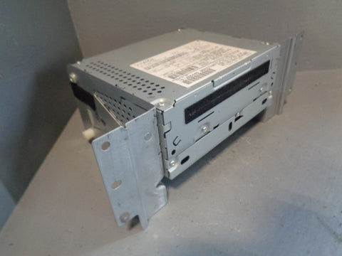 Freelander 2 CD Player 1 Disc 7G9N-18C815-NB Land Rover 2006