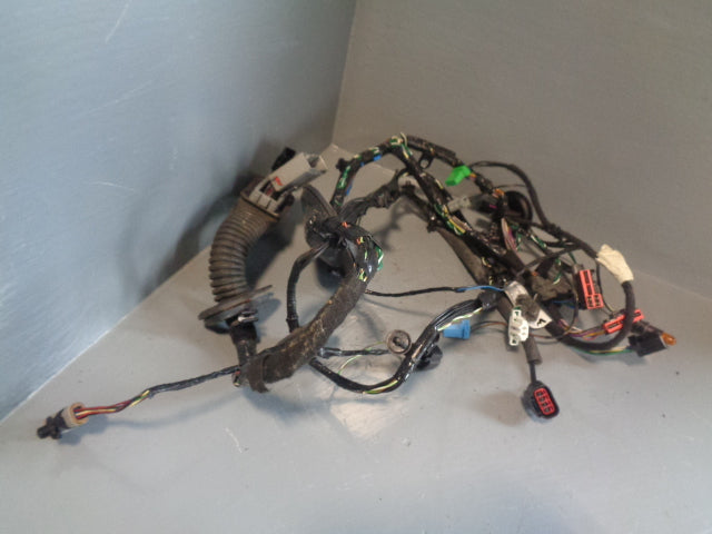 Discovery 4 Off Side Door Wiring Loom Front Right