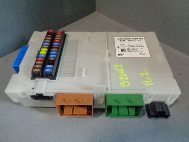 Freelander 2 2.2 TD4 Fuse Box Assembly BG9T-14D572-LA 2006