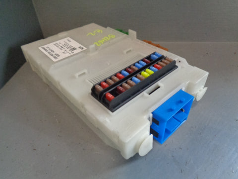 Freelander 2 2.2 TD4 Fuse Box Assembly BG9T-14D572-LA 2006