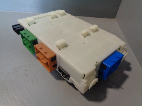 Freelander 2 2.2 TD4 Fuse Box Assembly BG9T-14D572-LA 2006