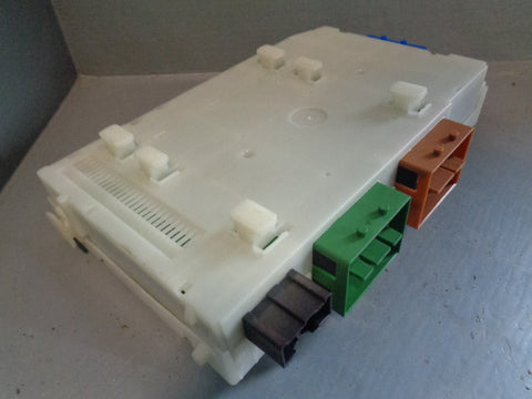 Freelander 2 2.2 TD4 Fuse Box Assembly BG9T-14D572-LA 2006
