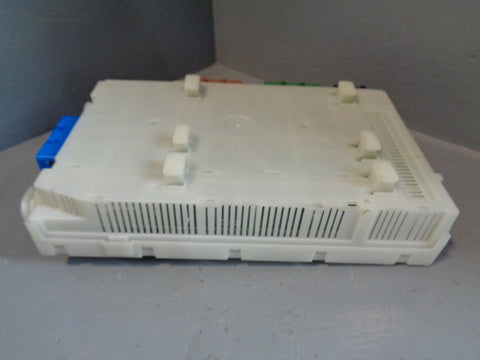 Freelander 2 2.2 TD4 Fuse Box Assembly BG9T-14D572-LA 2006