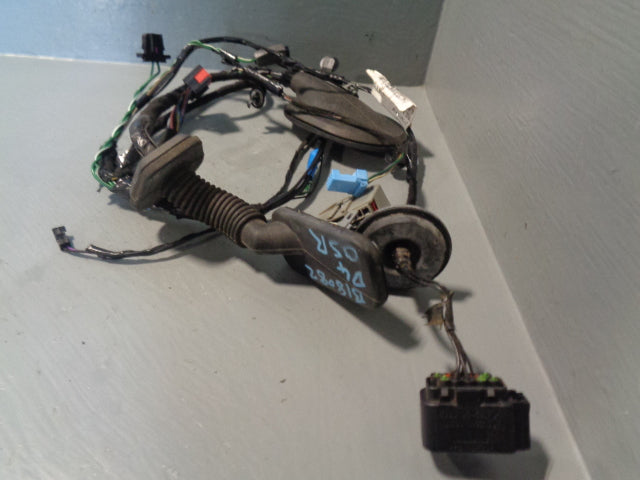 Discovery 4 Off Side Door Wiring Loom Rear Right