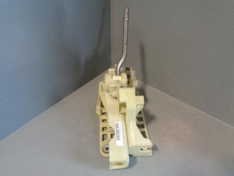 Freelander 2 TD4 Manual Gear Selector 7G9N-7K387-DE / DF