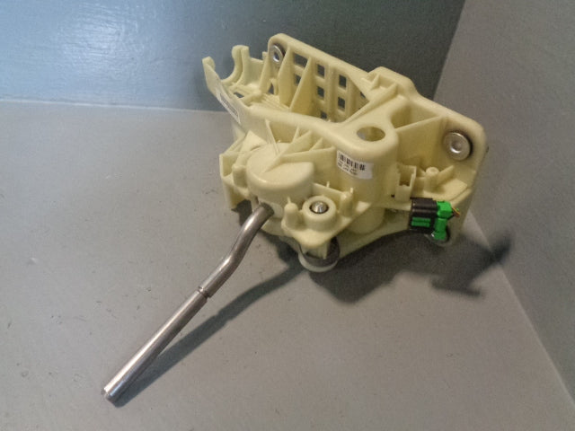 Freelander 2 TD4 Manual Gear Selector 7G9N-7K387-DE / DF